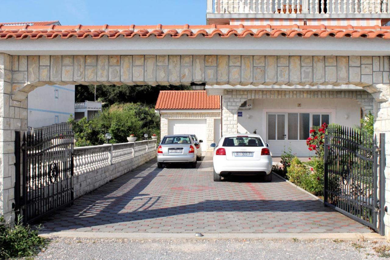 Apartments With A Parking Space Crikvenica - 5589 외부 사진